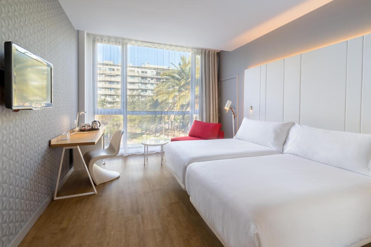 Hotel Occidental Atenea Mar - Adults Only 4*