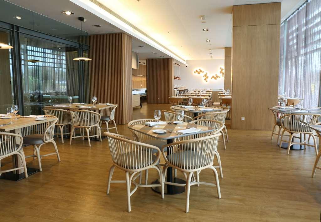 Occidental Atenea Mar - Adults Only Hotel
