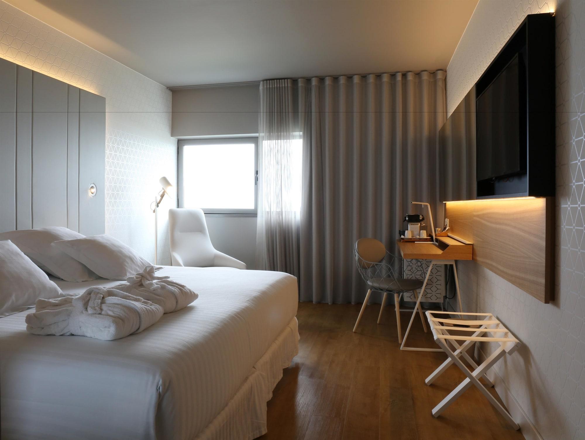 Hotel Occidental Atenea Mar - Adults Only Barcelona