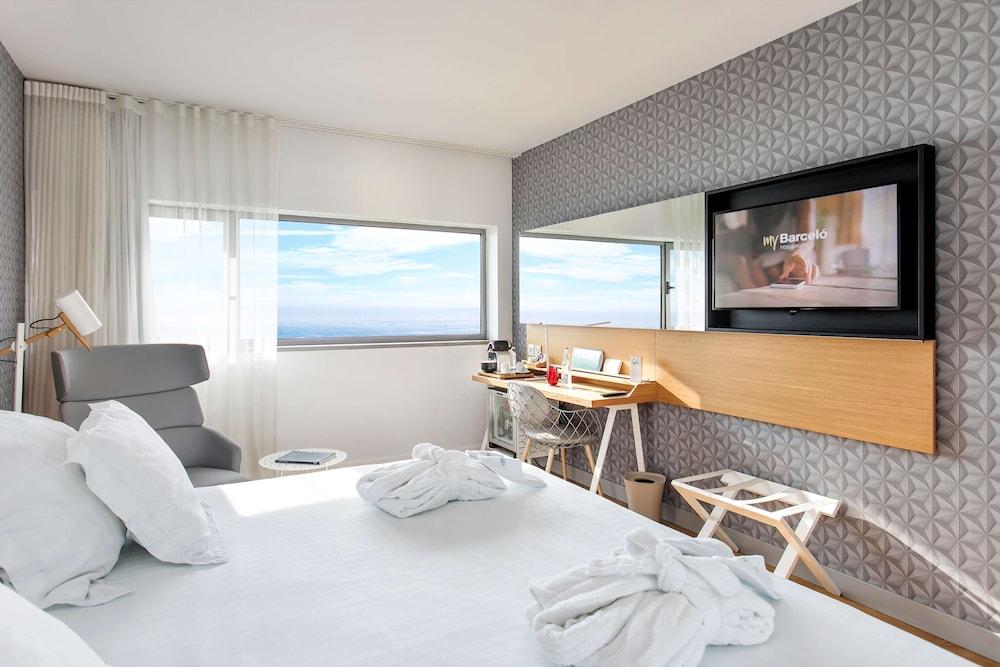 Hotel Occidental Atenea Mar - Adults Only Barcelona